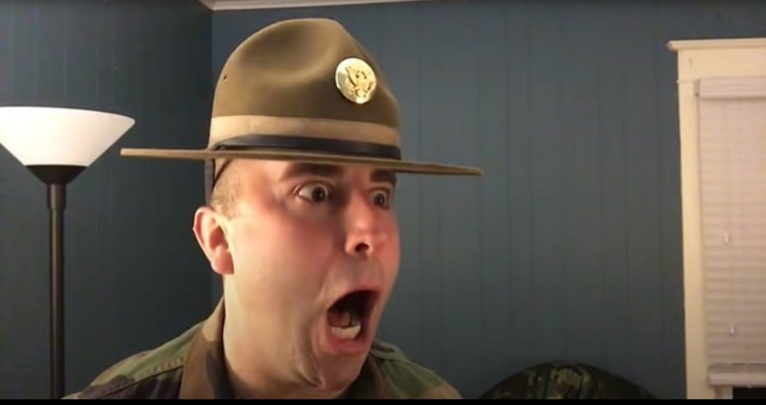 Plantilla de meme Angry Cops Meme Review Feb 1 2022