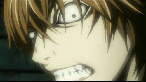 Plantilla de meme Angry Light Yagami
