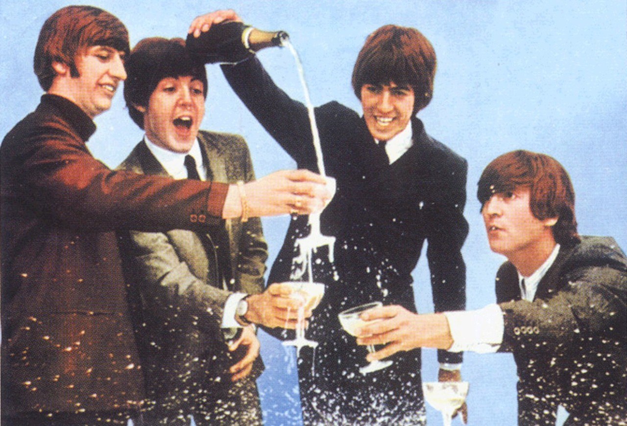 Template meme Beatles Champagne