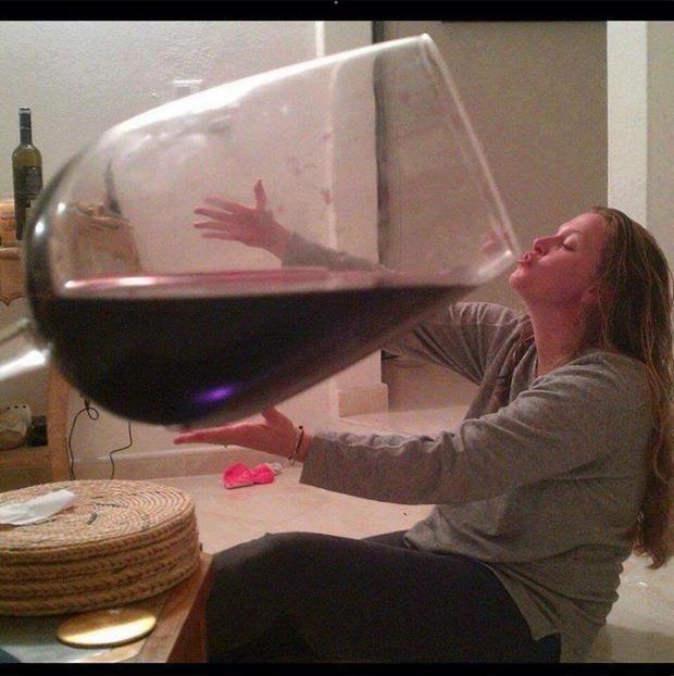 Plantilla de meme big ol wine glass