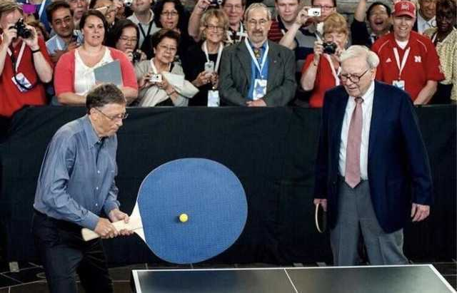 Plantilla de meme Bill Gates Ping Pong