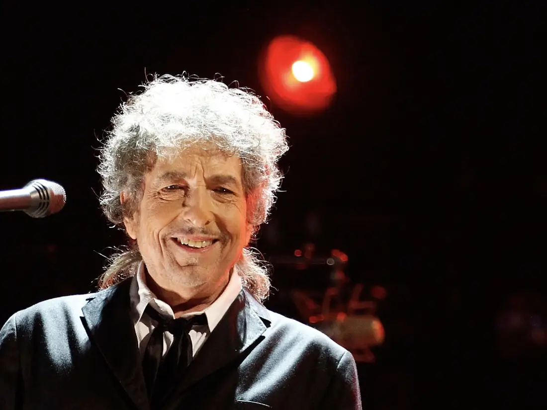 Plantilla de meme Bob Dylan smiles