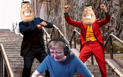 Plantilla de meme CallMeCarson Crying on Joker Stairs