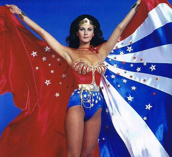 Template meme Caped wonder woman