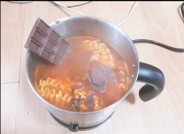 Plantilla de meme Chocolate ramen