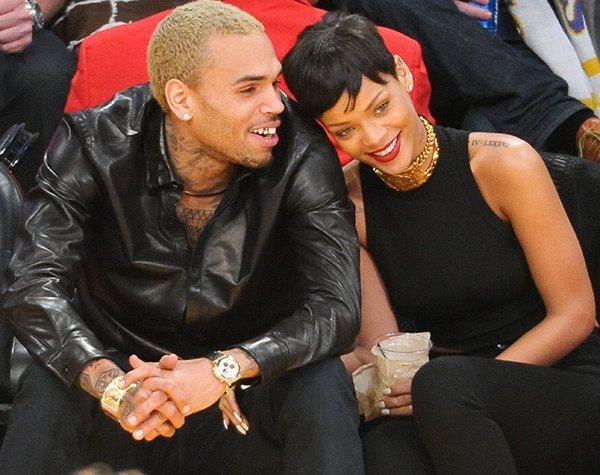 Template meme chris brown rihanna