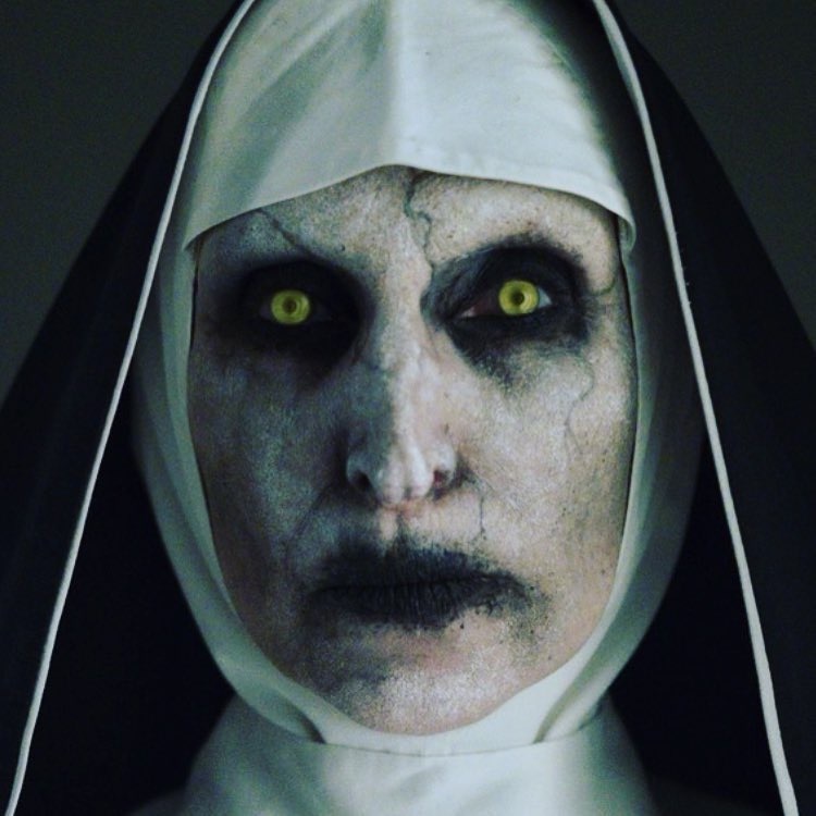 Plantilla de meme Conjuring