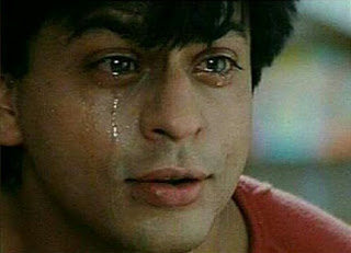 Plantilla de meme Crying Shah Rukh Khan