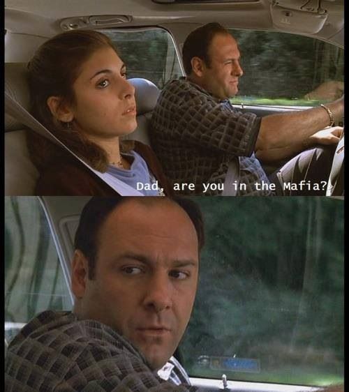 Plantilla de meme Dad are you in the Mafia?