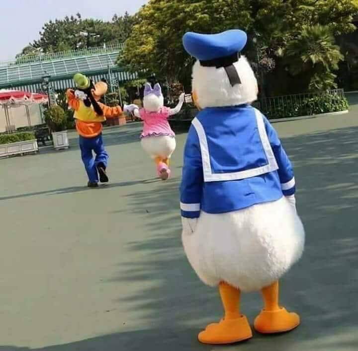 Plantilla de meme depressed donald