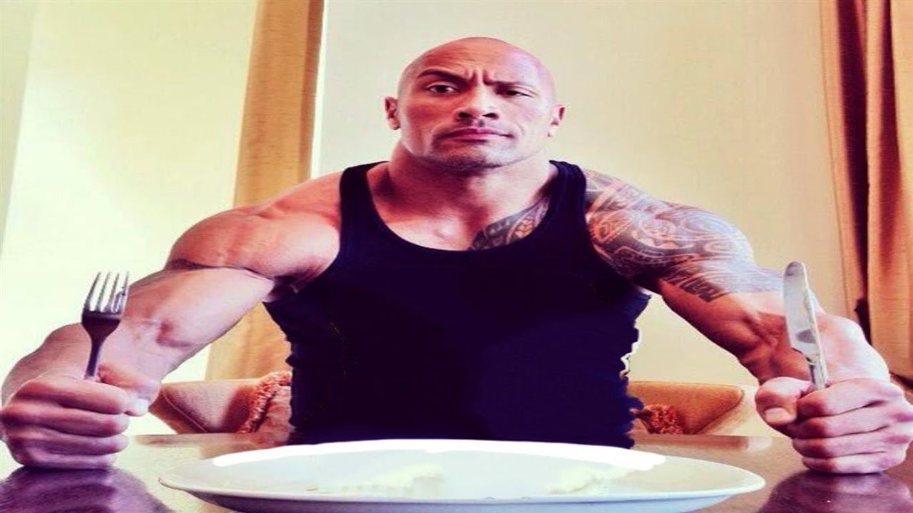Plantilla de meme Dwayne the rock eating