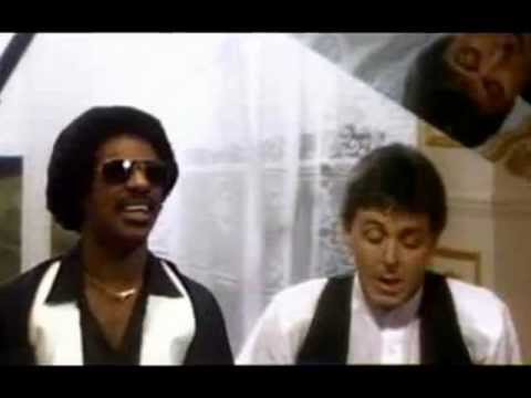Plantilla de meme Ebony and Ivory