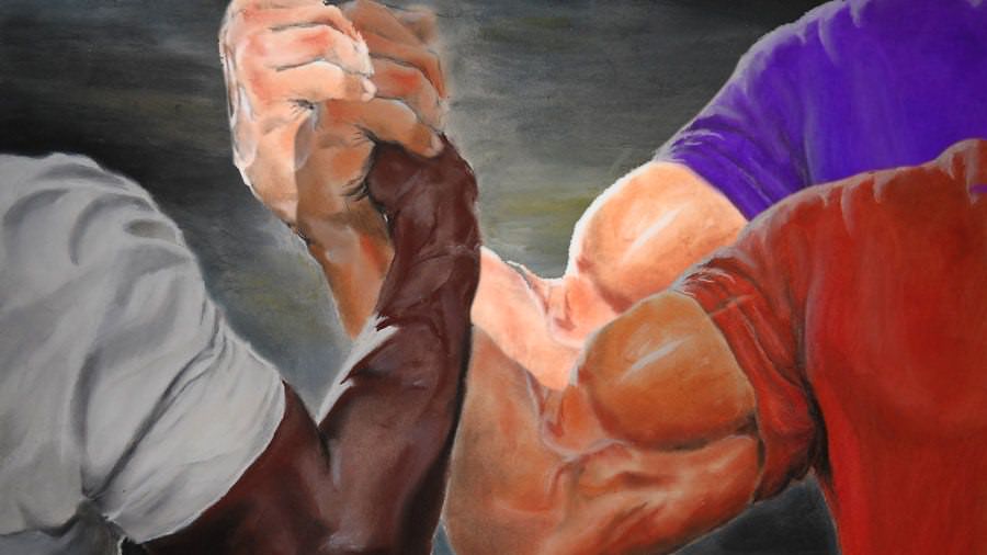 Plantilla de meme Epic Handshake Three Way