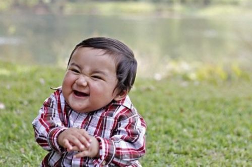 Plantilla de meme Evil Toddler