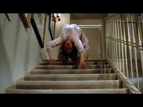 Plantilla de meme Exorcist spider stairs