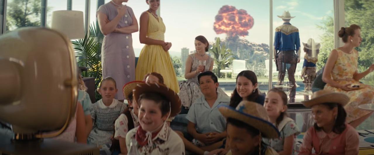 Plantilla de meme Fallout TV Nuke Drop