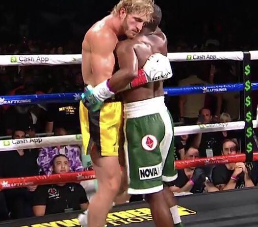 Template meme Floyd Mayweather hugging Logan Paul
