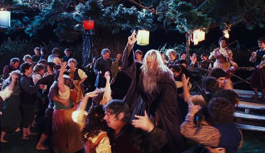 Plantilla de meme Gandalf Dances