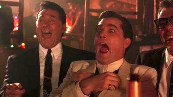 Plantilla de meme GOODFELLAS LAUGHING SCENE, HENRY HILL
