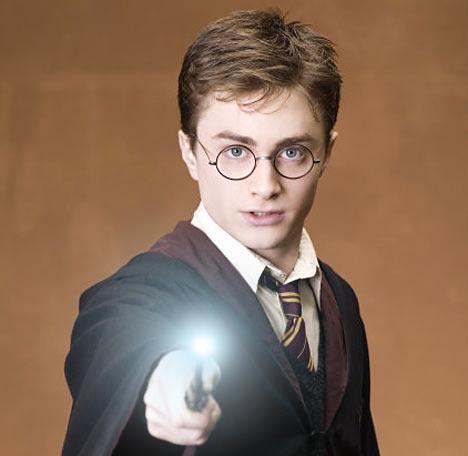 Plantilla de meme harry potter casting a spell
