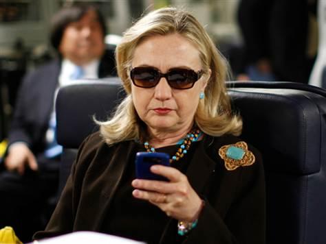 Template meme Hillary Clinton Cellphone