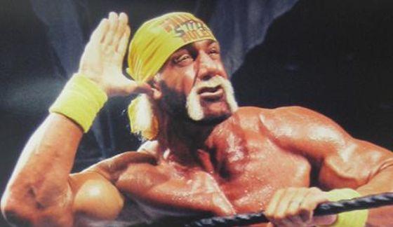 Plantilla de meme Hulk Hogan Ear