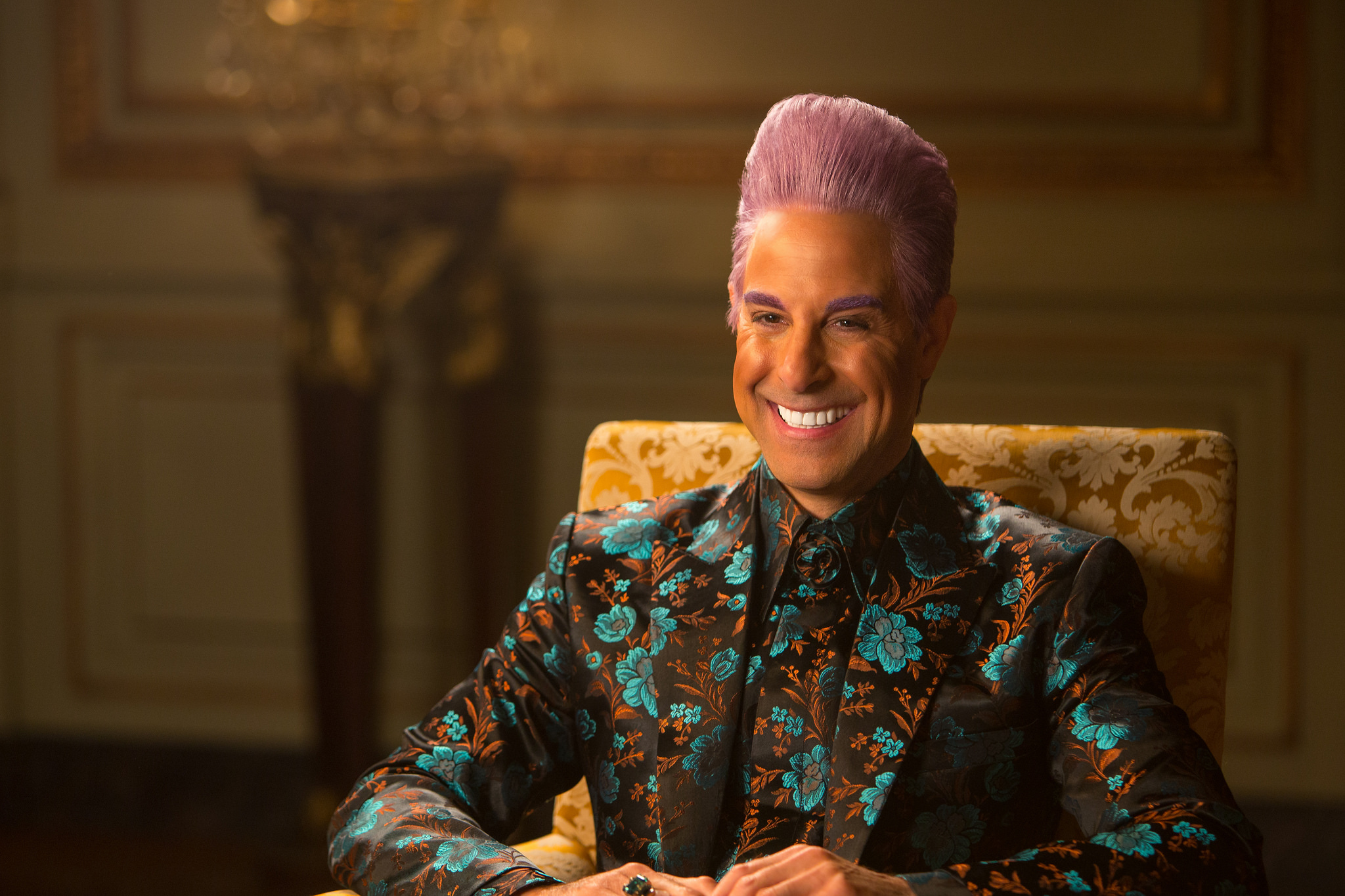 Template meme Hunger Games/Caesar Flickerman (Stanley Tucci) "heh heh heh"