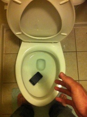 Template meme iphone in toilet