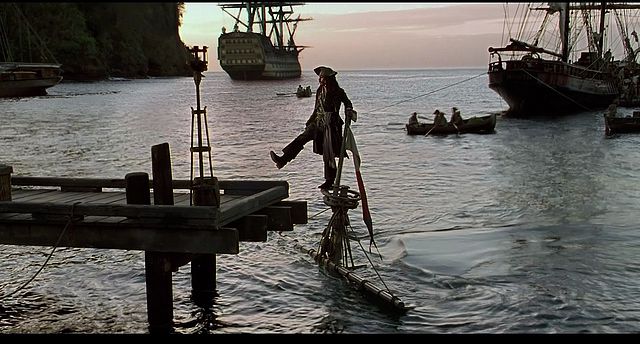 Plantilla de meme Jack Sparrow Sinking ship