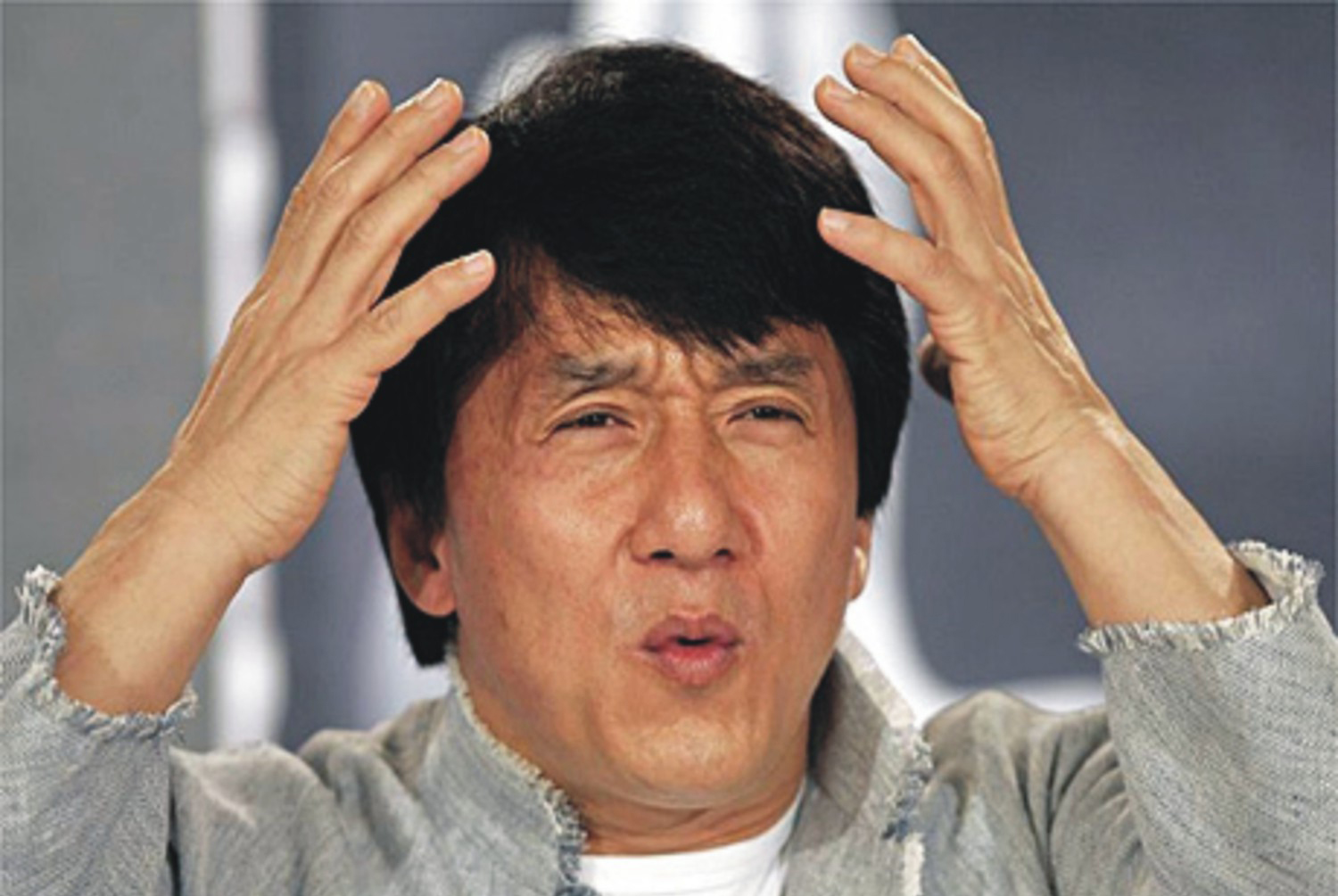 Plantilla de meme Jackie Chan Confused