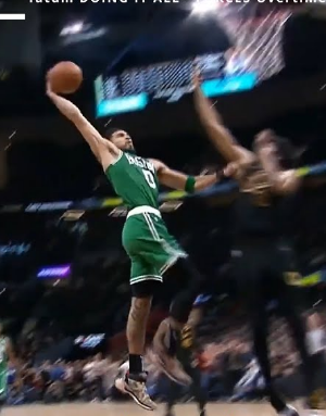 Plantilla de meme Jayson Tatum dunk
