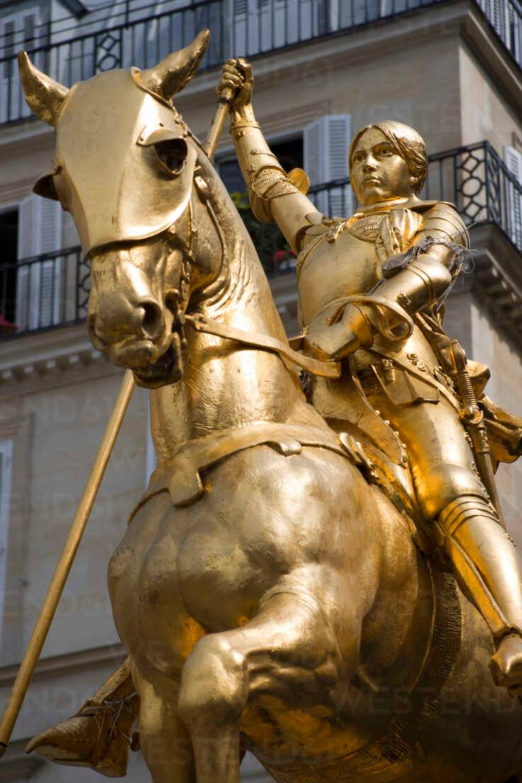 Plantilla de meme Jeanne D'Arc Statue