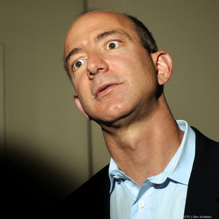 Plantilla de meme Jeff Bezos angry