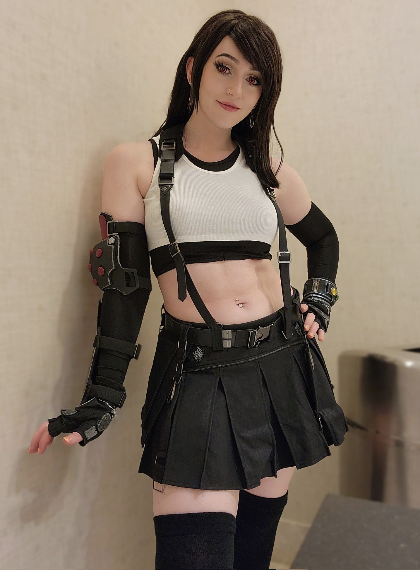 Template meme Jess Blaze Cosplay (Tifa Lockhart) is totally Hot & Sexy!