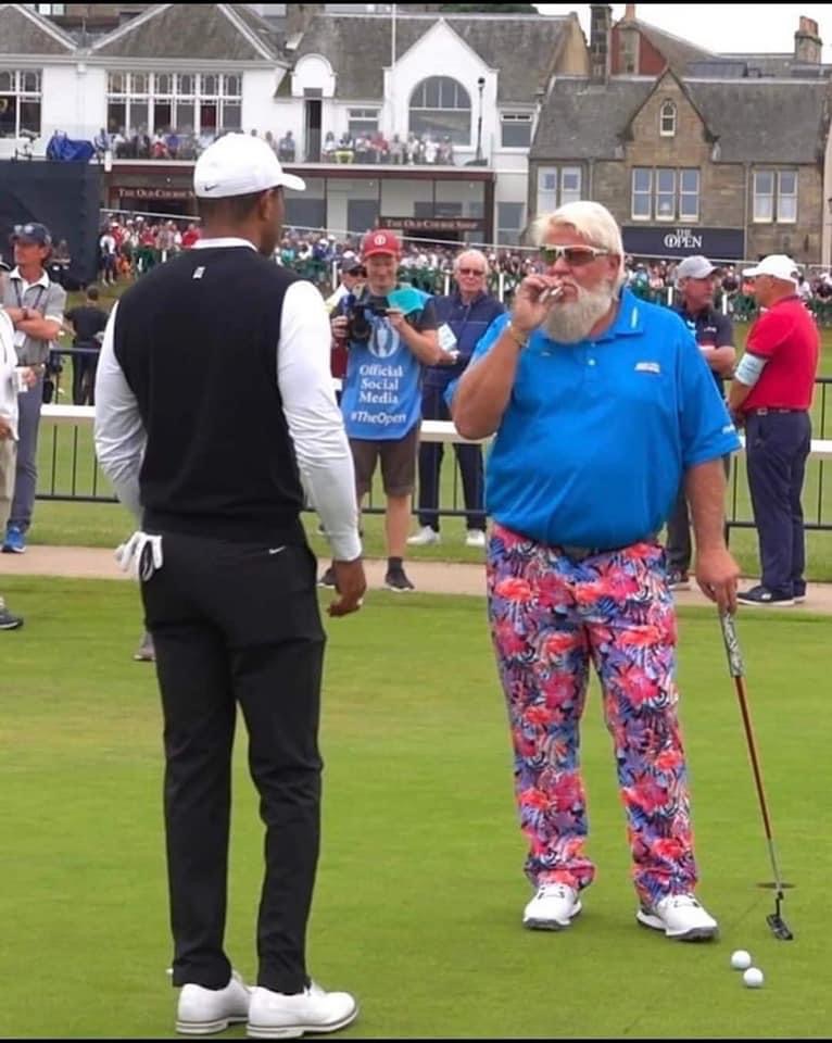 Plantilla de meme John Daly and Tiger Woods