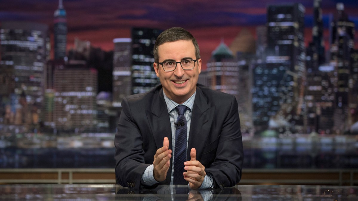 Plantilla de meme John Oliver Simile