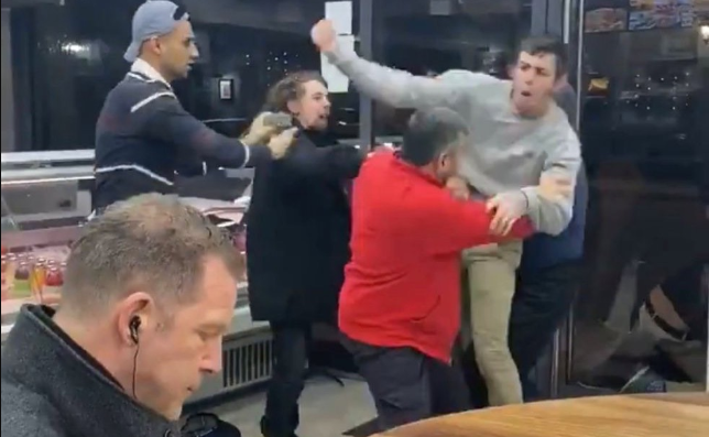 Plantilla de meme Kebab Shop Fight