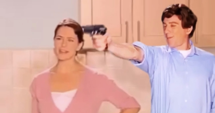 Plantilla de meme Kitchen gun always has been