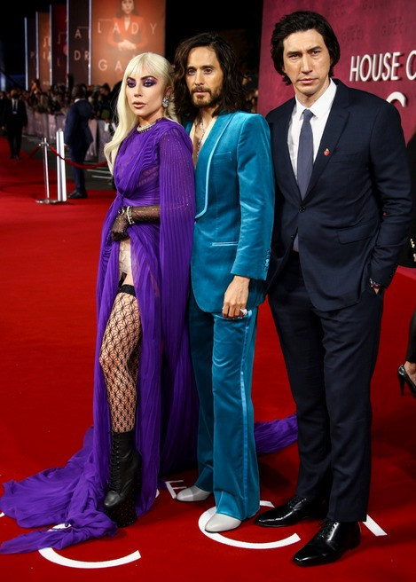 Plantilla de meme Lady Gaga Jared Leto Adam Driver House of Gucci Red Carpet