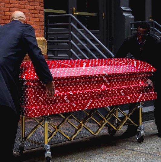 Template meme Louis Vuitton x Supreme Coffin