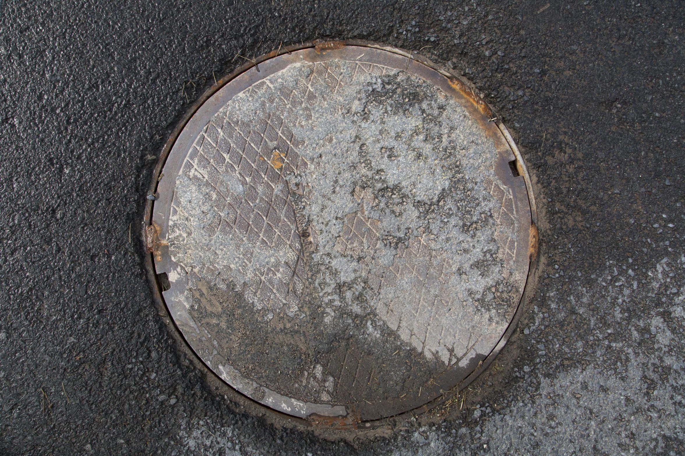 Plantilla de meme manhole