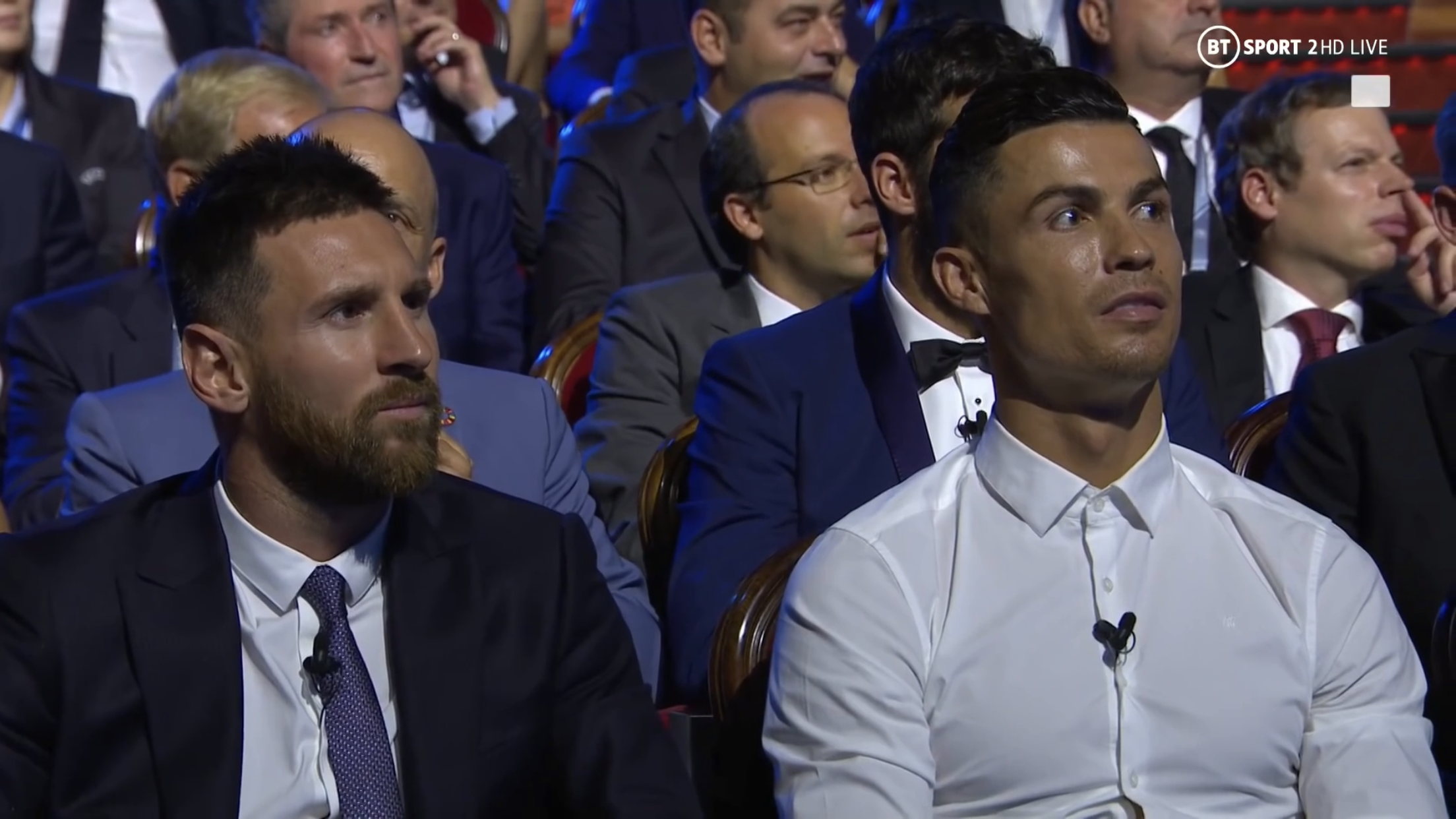 Template meme Messi and Ronaldo Confused meme