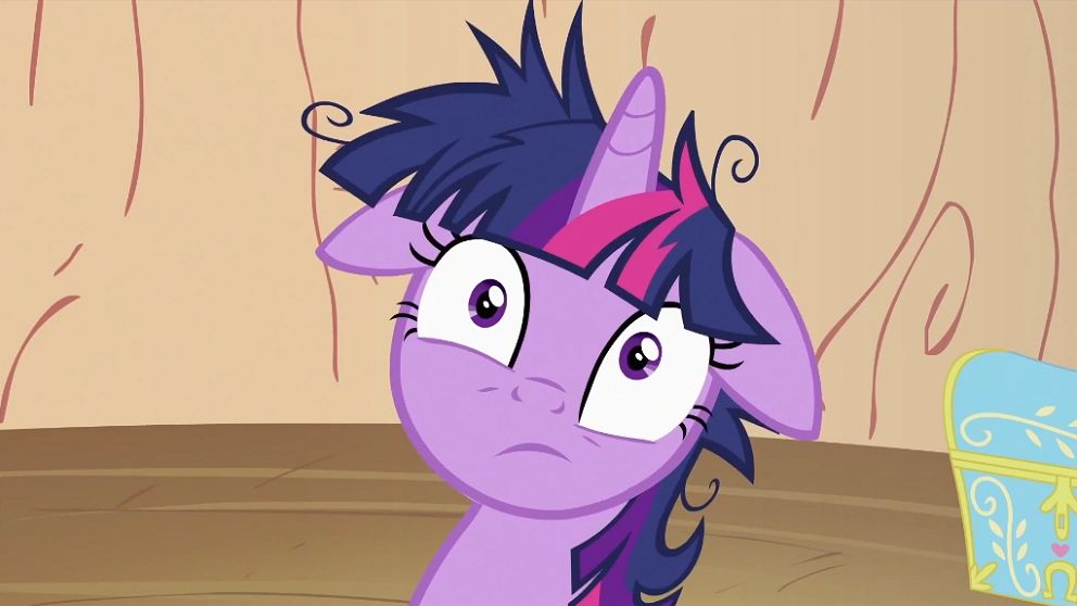 Plantilla de meme Messy Twilight Sparkle