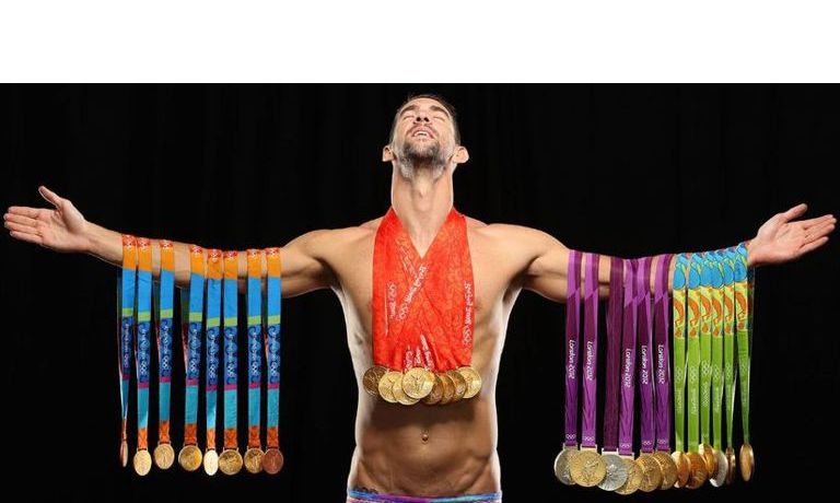 Plantilla de meme michael phelps posing with medals