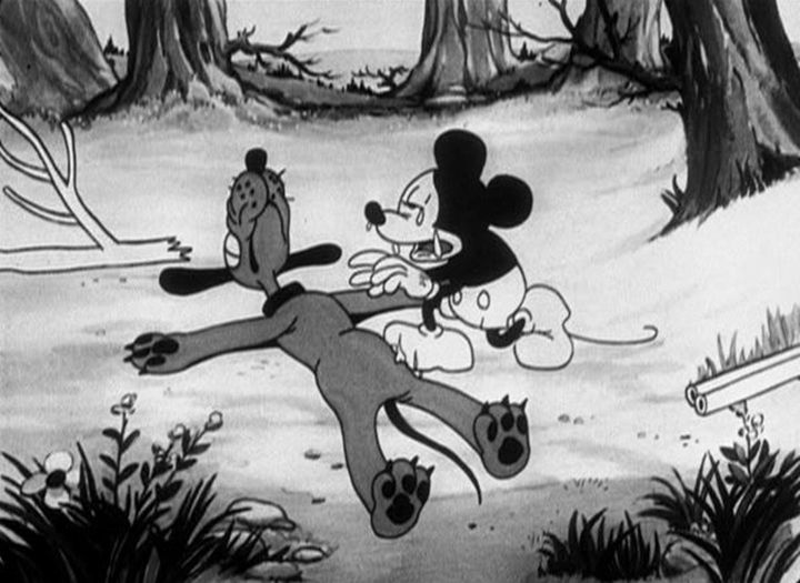 Plantilla de meme Mickey Mouse with dead Pluto