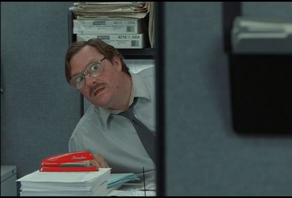 Plantilla de meme Milton and His Stapler
