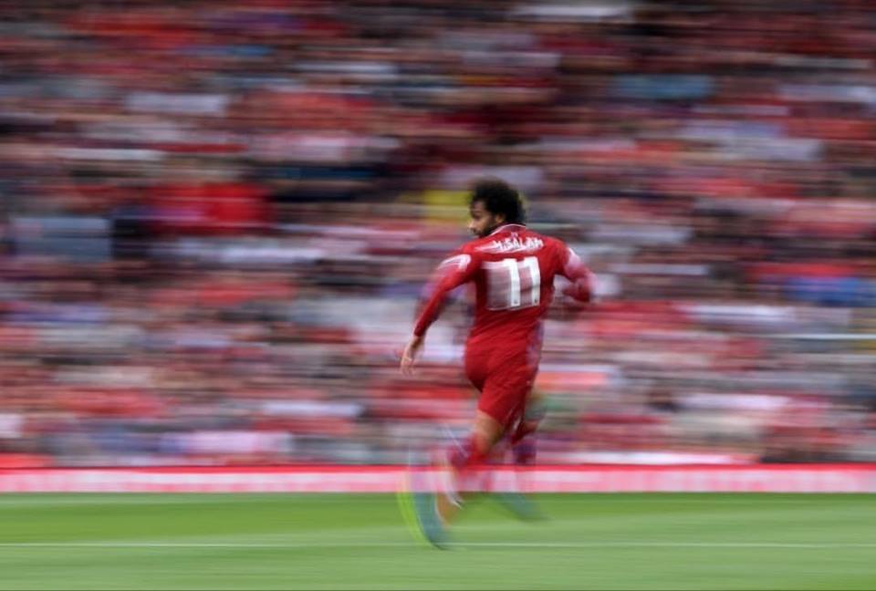 Plantilla de meme mohamed salah is running