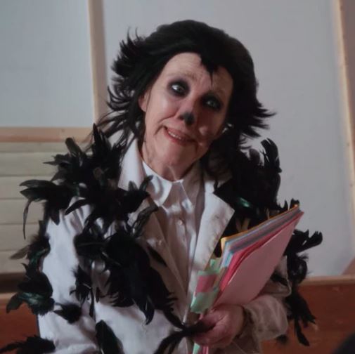 Plantilla de meme Moira Crow