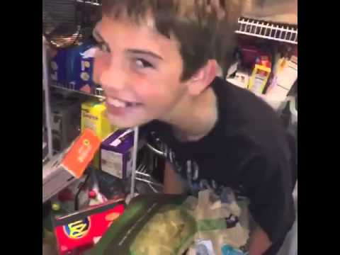 Plantilla de meme More like hurricane toRtilLA