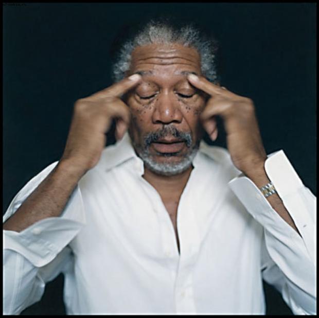 Plantilla de meme morgan freeman headache
